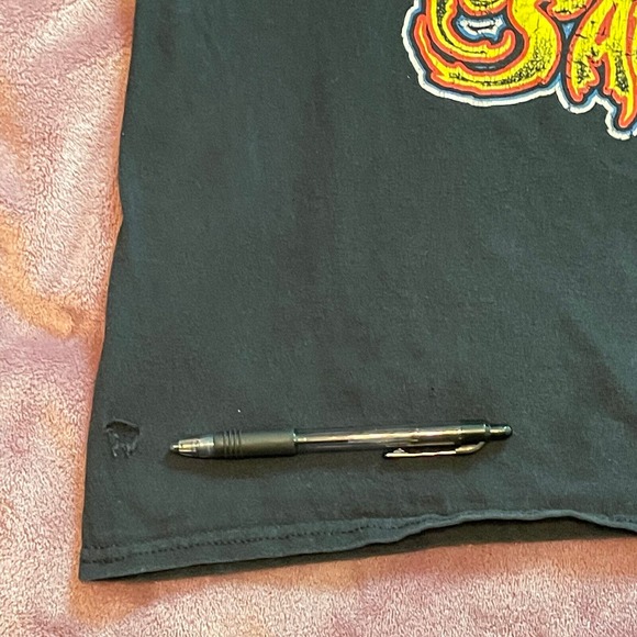 Guns N’ Roses 2017 Original Tour Shirt Size Medium NOT IN THIS‎ LIFETIME Skull - Picture 5 of 8